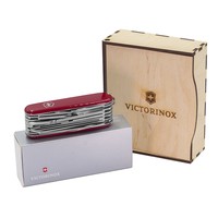 Подарункова коробка Victorinox для ножа SwissChamp